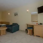 семеен бриз Hotel