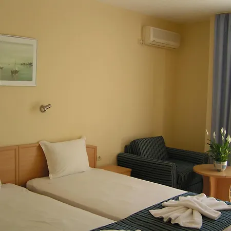 семеен бриз 3* Sozopol