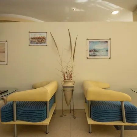 семеен бриз ホテル