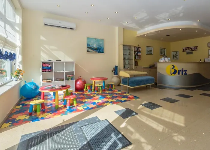 семеен бриз 3*