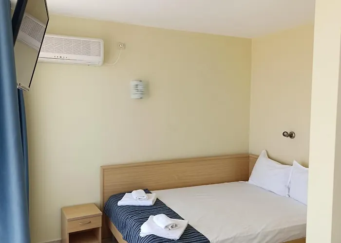 семеен бриз Hotel 3*