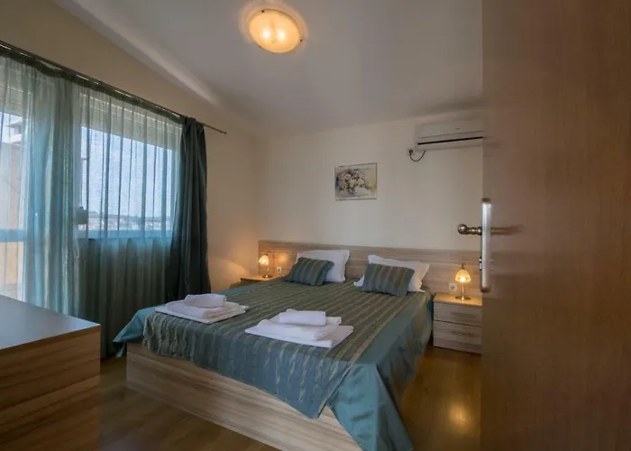 семеен бриз Hotel