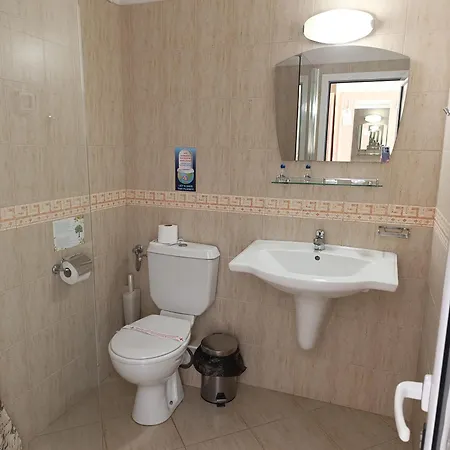 Hotel семеен бриз