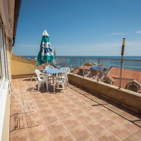 семеен бриз Хотел 3*