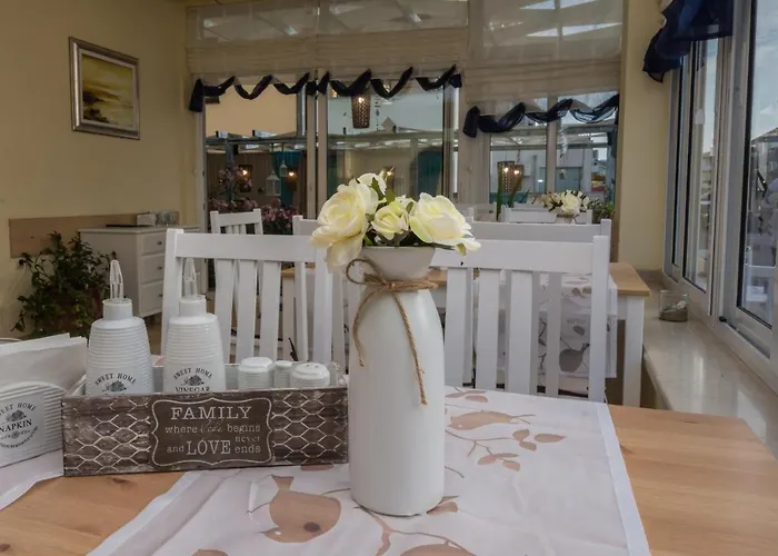 семеен бриз 3*