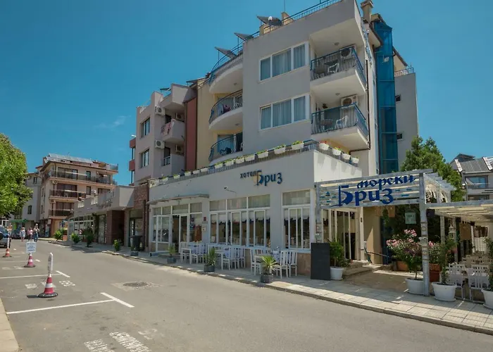 Hotel семеен бриз