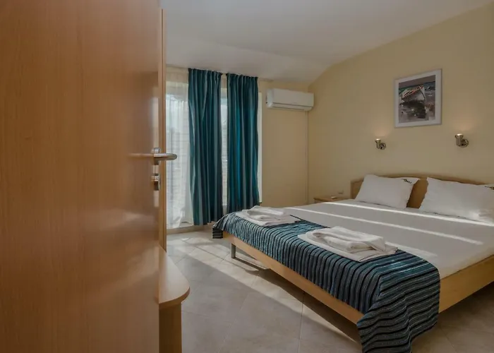 מלון семеен бриз סוזופול