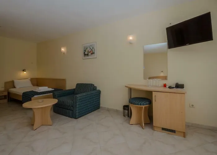 семеен бриз מלון