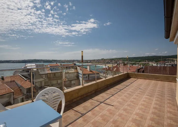 семеен бриз 3* Sozopol