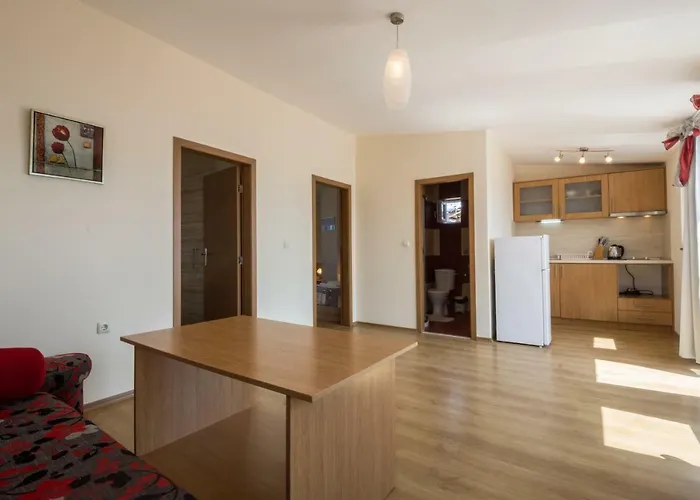 семеен бриз 3*